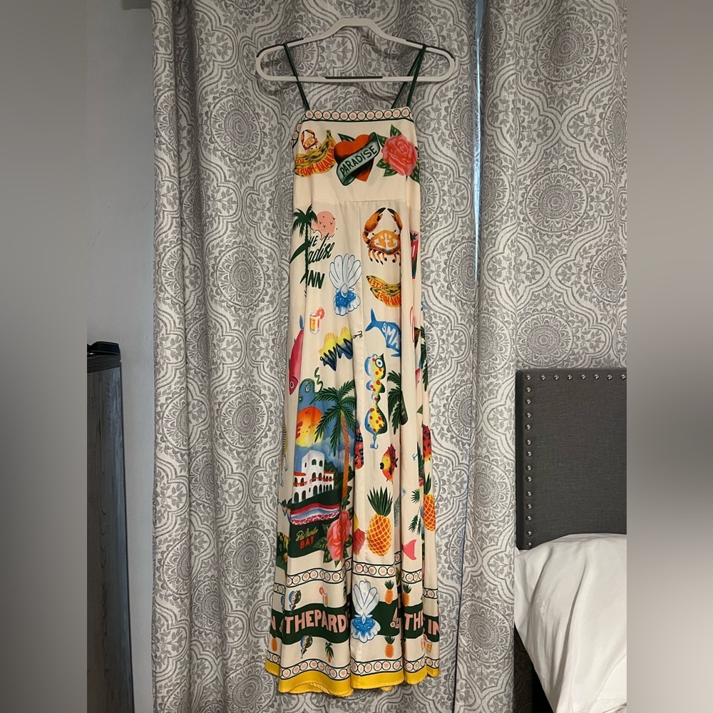 Paradise Inn Print Maxi Dress